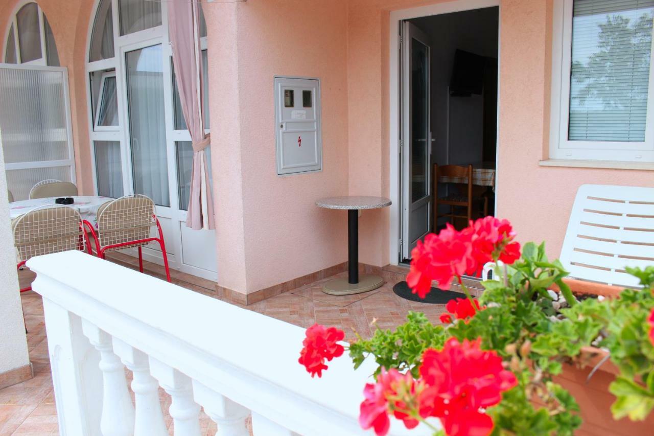 Apartments Tonka Primošten Zewnętrze zdjęcie